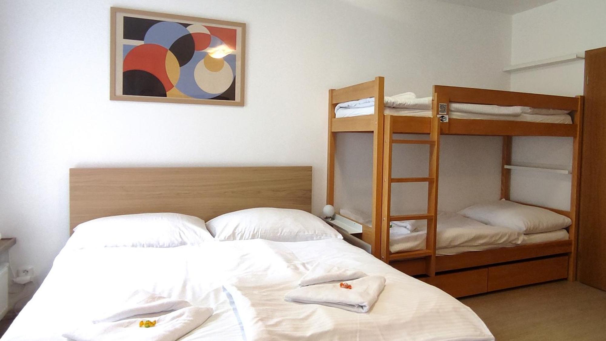 Tiche Anenske Apartmany S Hotelovym Servisem, S Kvalitni Bufetovou Snidani A S Exklusivnim Saunovym Wellness Grotta Spa - By Relax Гаррахов Экстерьер фото